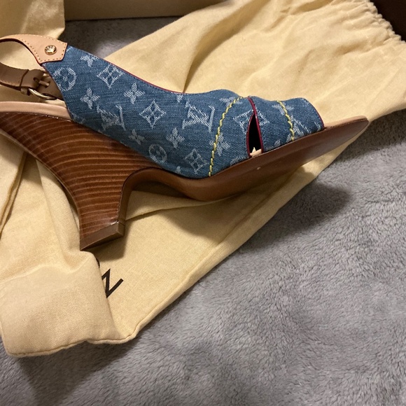 Louis Vuitton size 39 - Picture 6 of 6